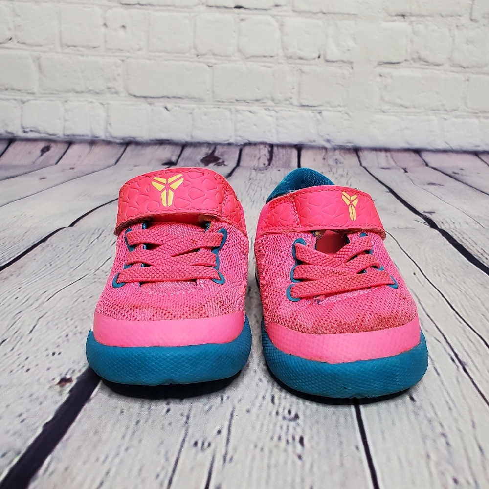 Toddler kobe Bryant nike sneakers